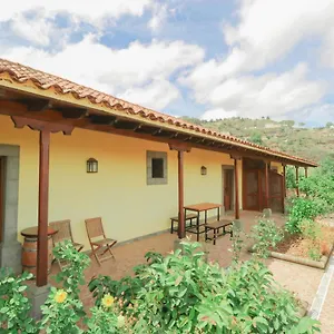 https://countryside-views-house-teror.in-canary-islands.com